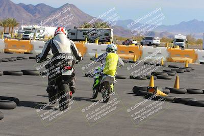 media/Mar-20-2023-Moto Forza (Mon) [[d0bbc59e78]]/Around the Pits/